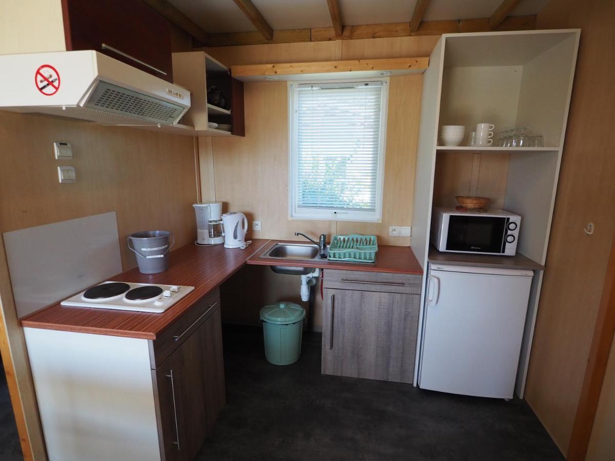Camping Le Sorlut Cozes Εξωτερικό φωτογραφία